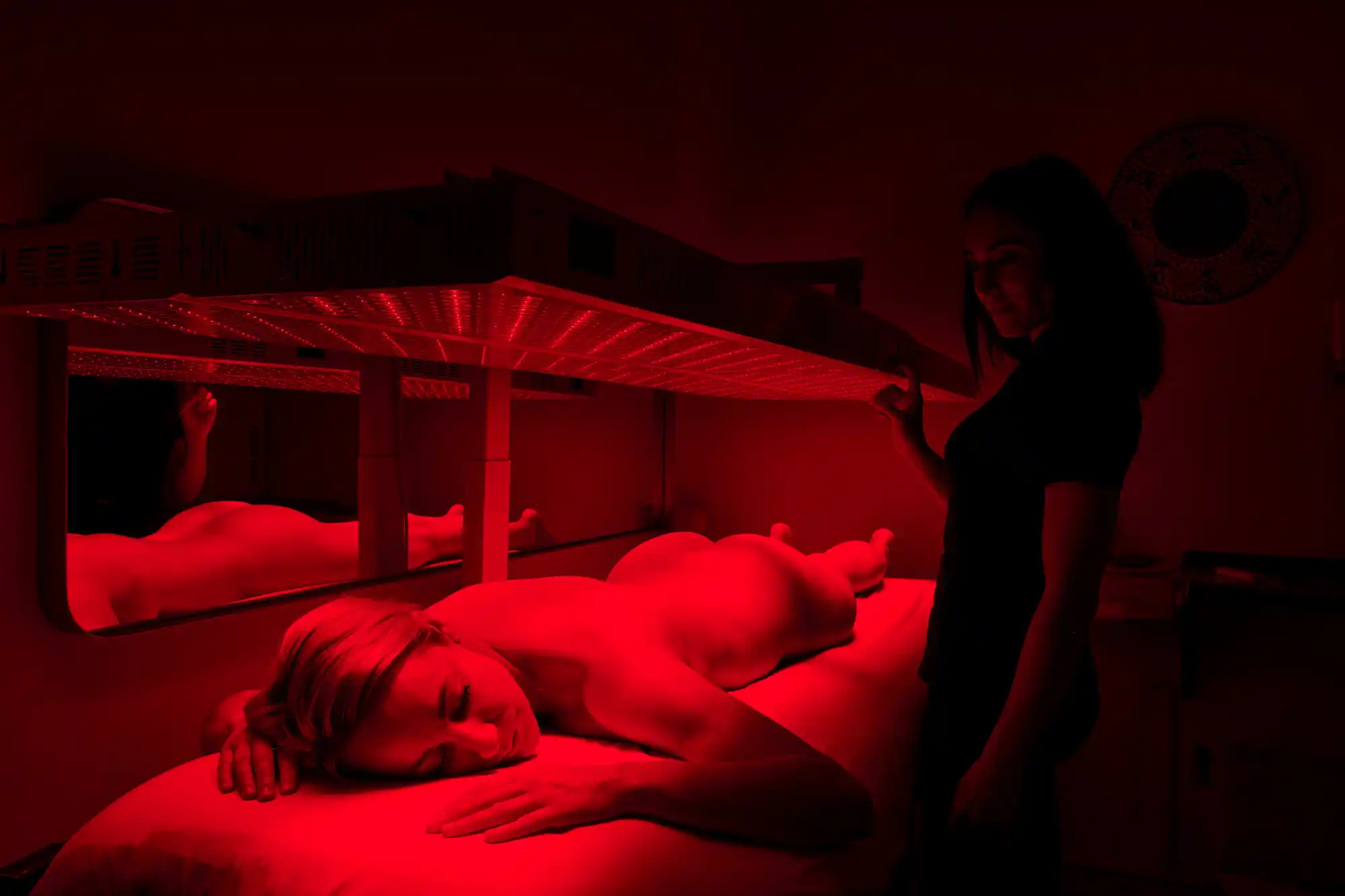 Women Taking Full Body Red Light Therapy in Deeply Vital Medical in NYC